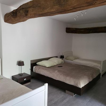 Gite "Chez Elena" Cairon Kültér fotó